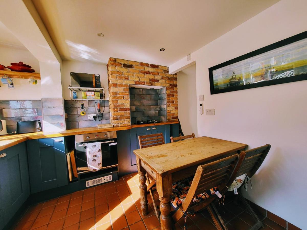 Hastings Old Town Tackleway Privileged Sea Views Whole House 3 Beds 외부 사진