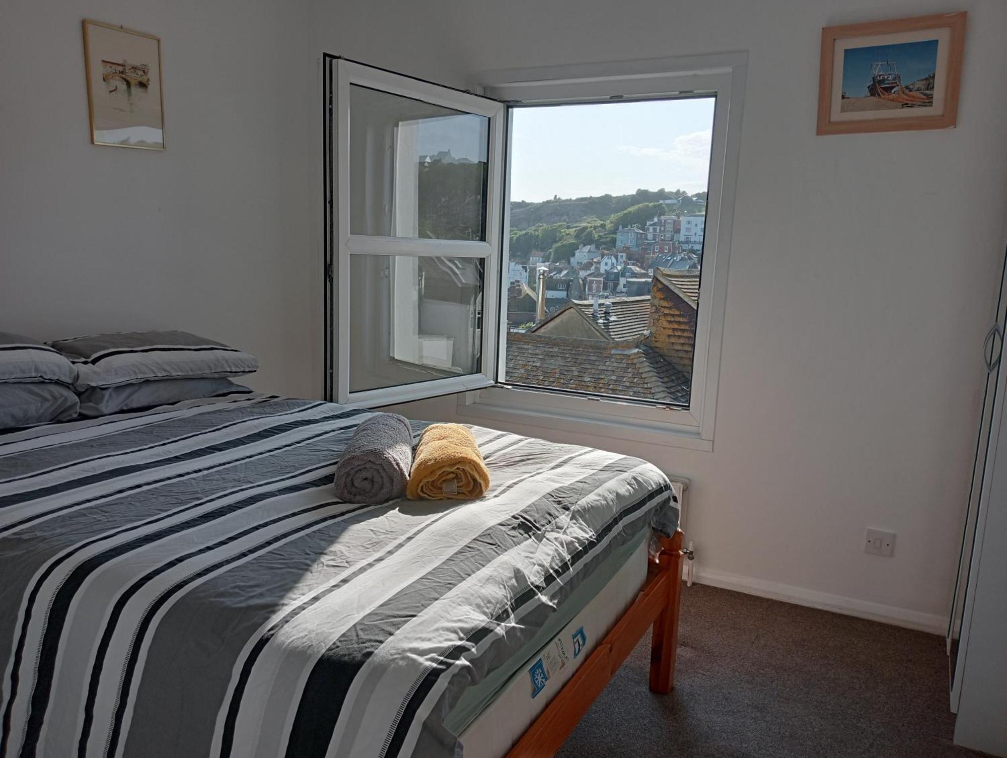 Hastings Old Town Tackleway Privileged Sea Views Whole House 3 Beds 외부 사진